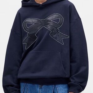 GAP x Sandy Liang Oversized Navy Bow Sweatshirt – Size L 💙✨